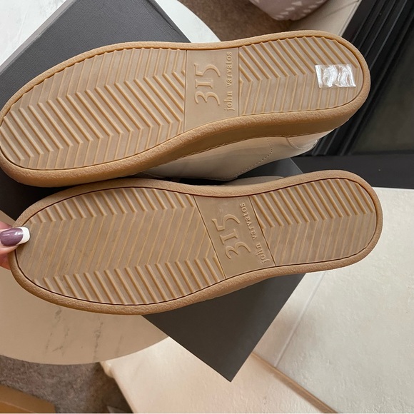 John Varvatos 315 keep court low top Men’s suede beige slip on Sneakers size 8 - Picture 3 of 7